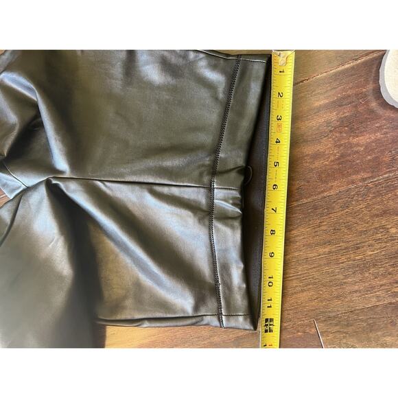 Express Women’s Black Faux Leather Legging Pants Holiday Fashion Sz S NWTs - Picture 6 of 7